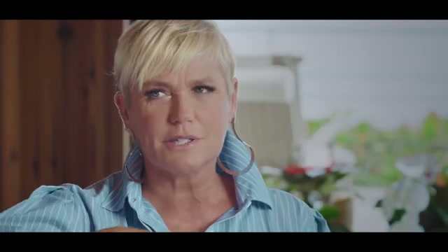 Xuxa Meneghel no Dr. Veit Odontologia
